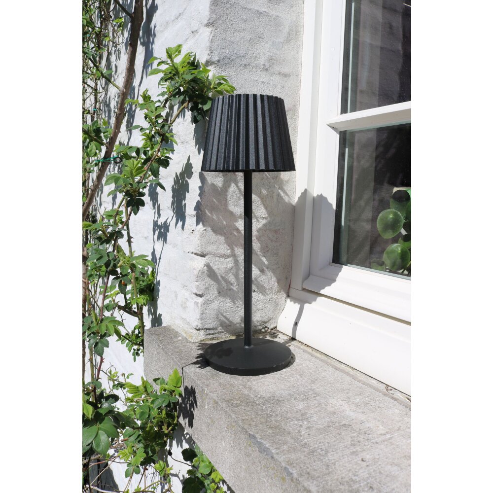 Lucide JUSTINE Außentischleuchte LED Schwarz, 1-flammig main product photo