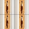 Stehleuchte Sernadelo, naturfarbene Holzsäule mit organischem Ausschnitt, offene E27-Fassung