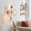 Moderne Kugel-Wandleuchte Ripoll, sandfarbenes Metallgestell, drei klare Glasschirme